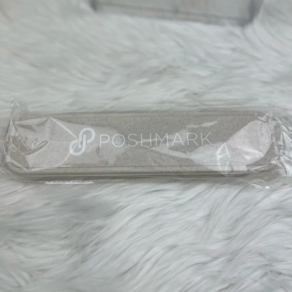 Poshmark new defect